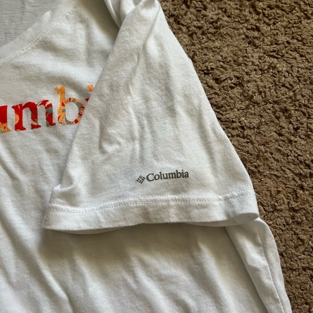 Columbia Tee - Picture 5 of 7